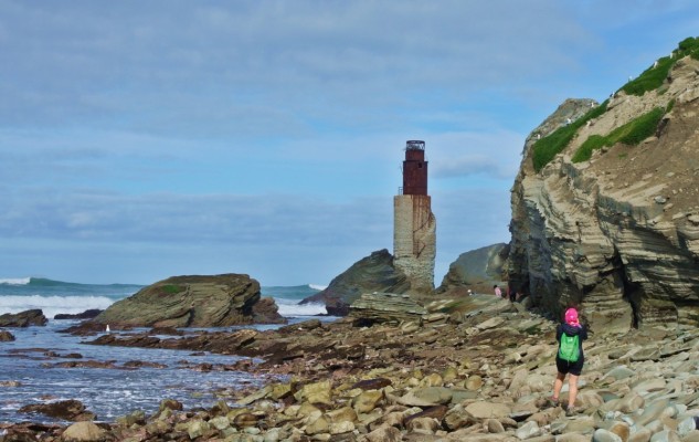 Old Tuaheni lighthouse, built 1911, decommissioned 1955, photo by Gillian Ward